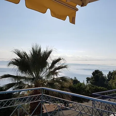 بيت للعطل Panorama House Metokhion Konstamonitou